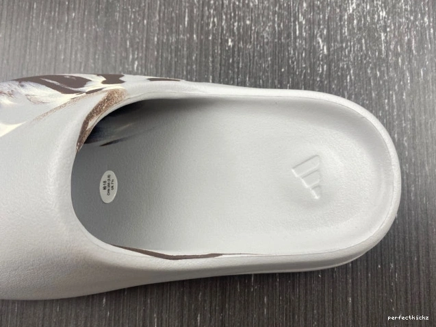 Adidas Yeezy Slide GZ5553 0819